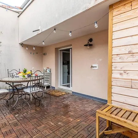 Apartment Sugny - Elegant & Chic Centre Terrasse Calme